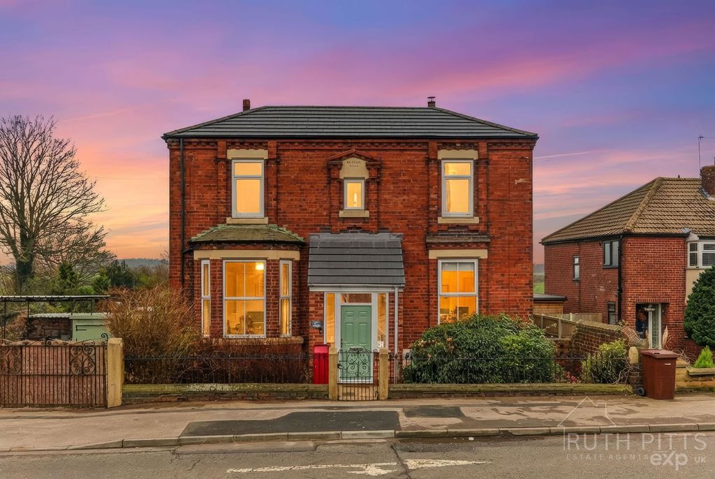 Property photo 1 of 27