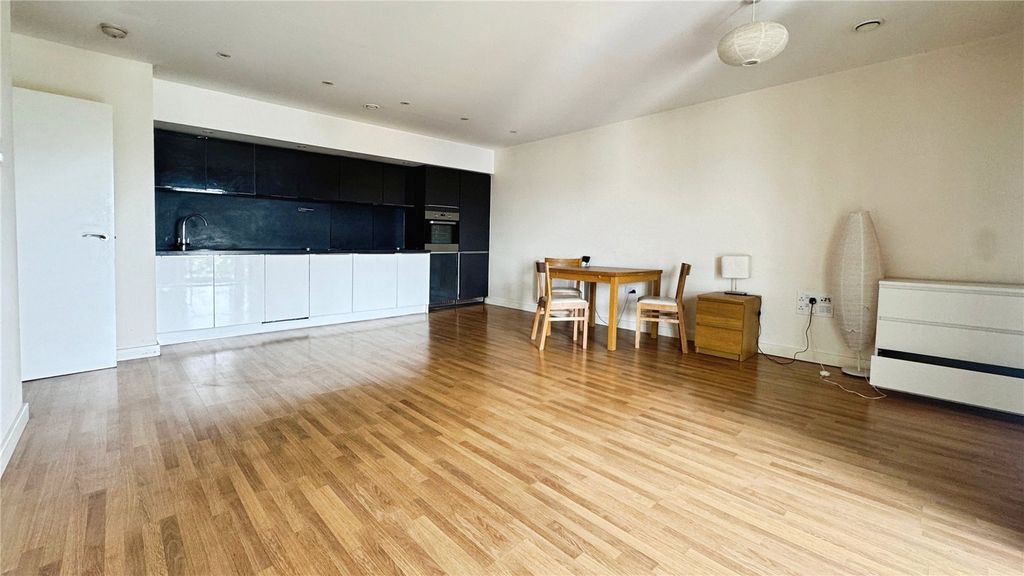 Property photo 2 of 12 Living Room