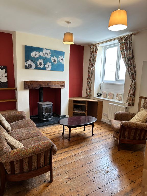 Property photo 2 of 6