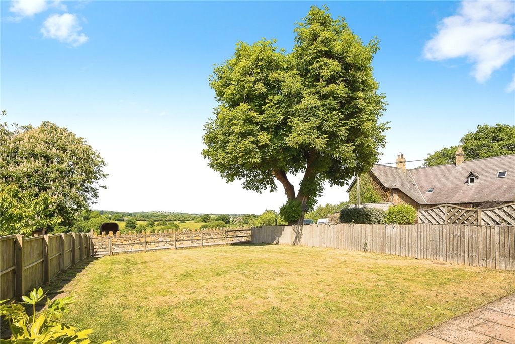 Property photo 3 of 35 Picture No. 39