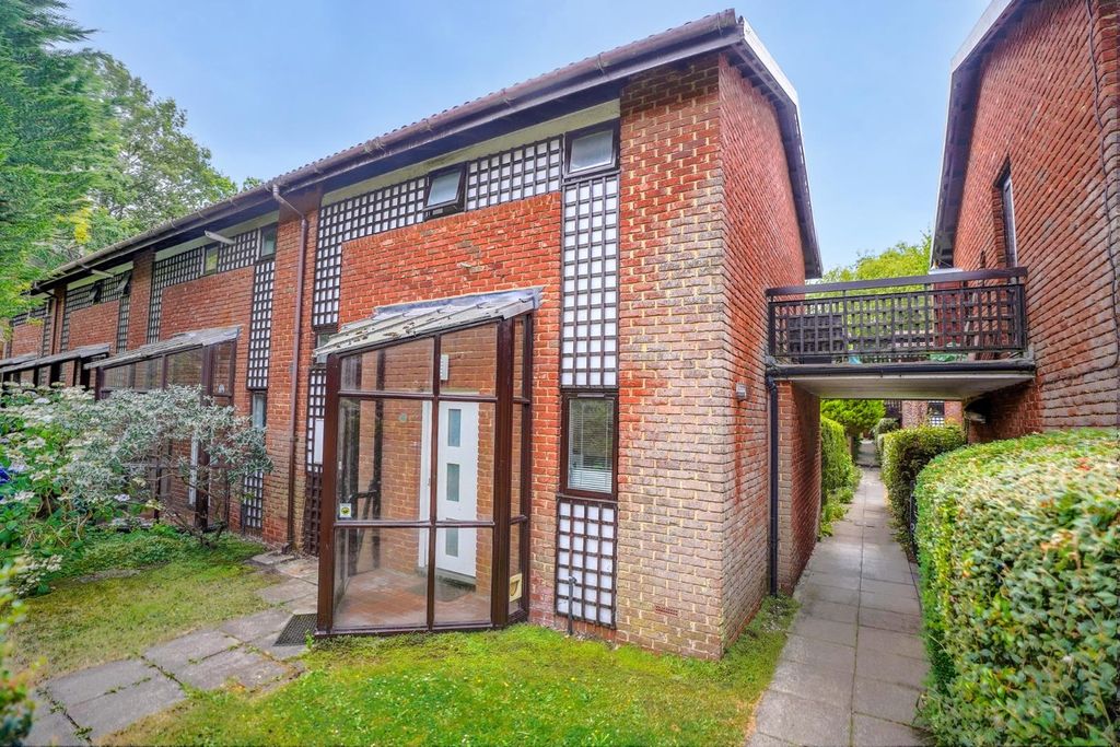 Property photo 1 of 11 Dsc08061-Hdr.Jpg