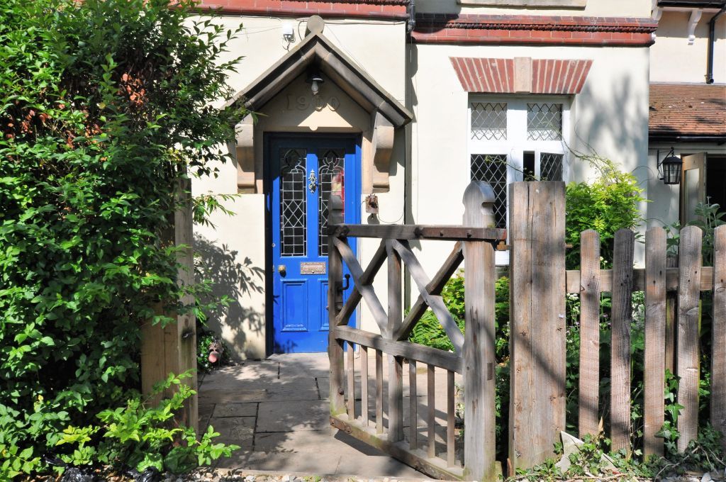 Property photo 2 of 36