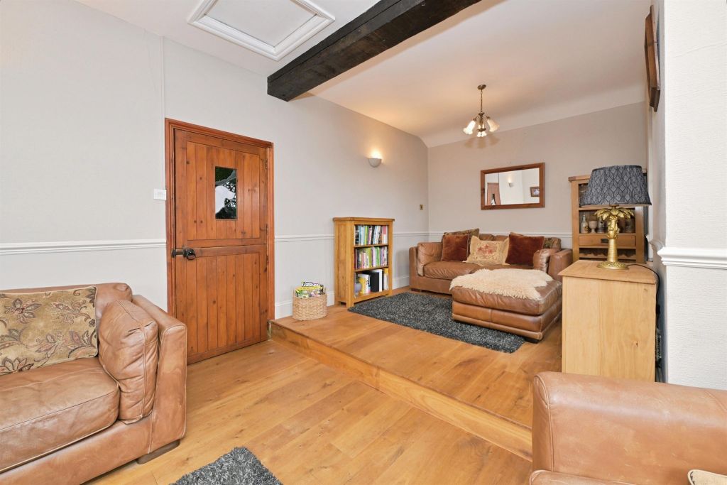 Property photo 3 of 20