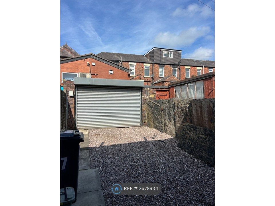 Property photo 2 of 5