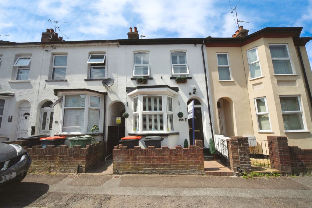 Property photo 1 of 11