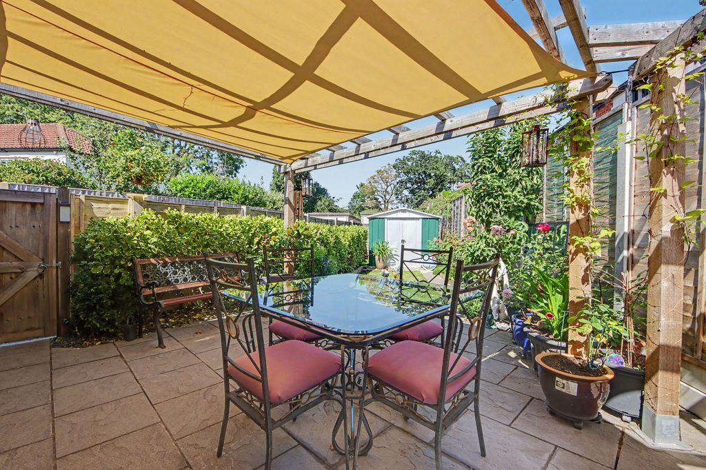 Property photo 3 of 13