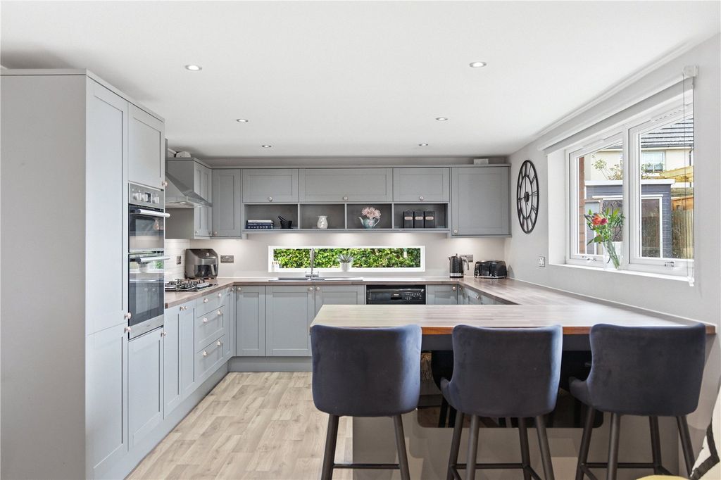 Additional image 2 of 4 bed detached house for sale17 Bruntsfield Crescent, Dunbar, East Lothian EH42