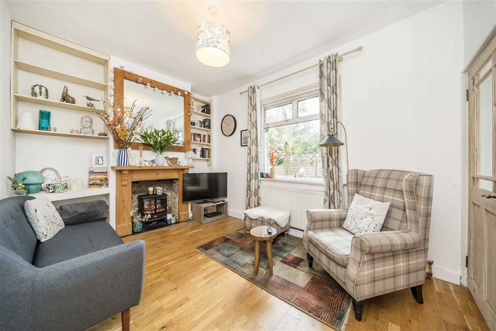 Property photo 2 of 7