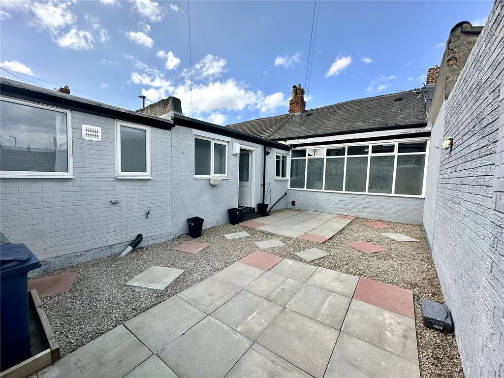 Property photo 3 of 14 Picture No. 02