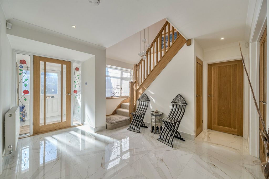 Property photo 2 of 65 Picture No. 59