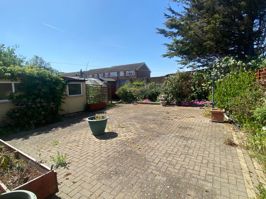 Property photo 3 of 10