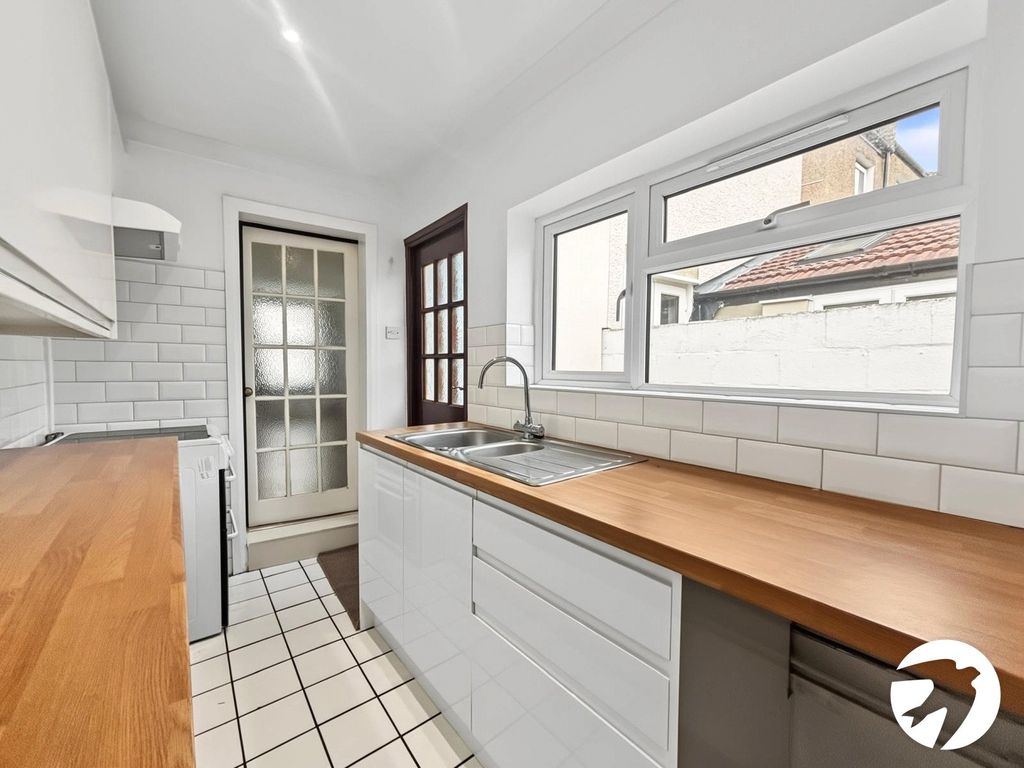 Property photo 2 of 11 Picture No. 05
