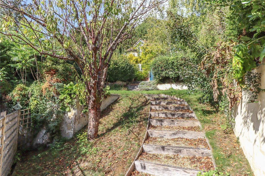 Property photo 2 of 25 Picture No. 57