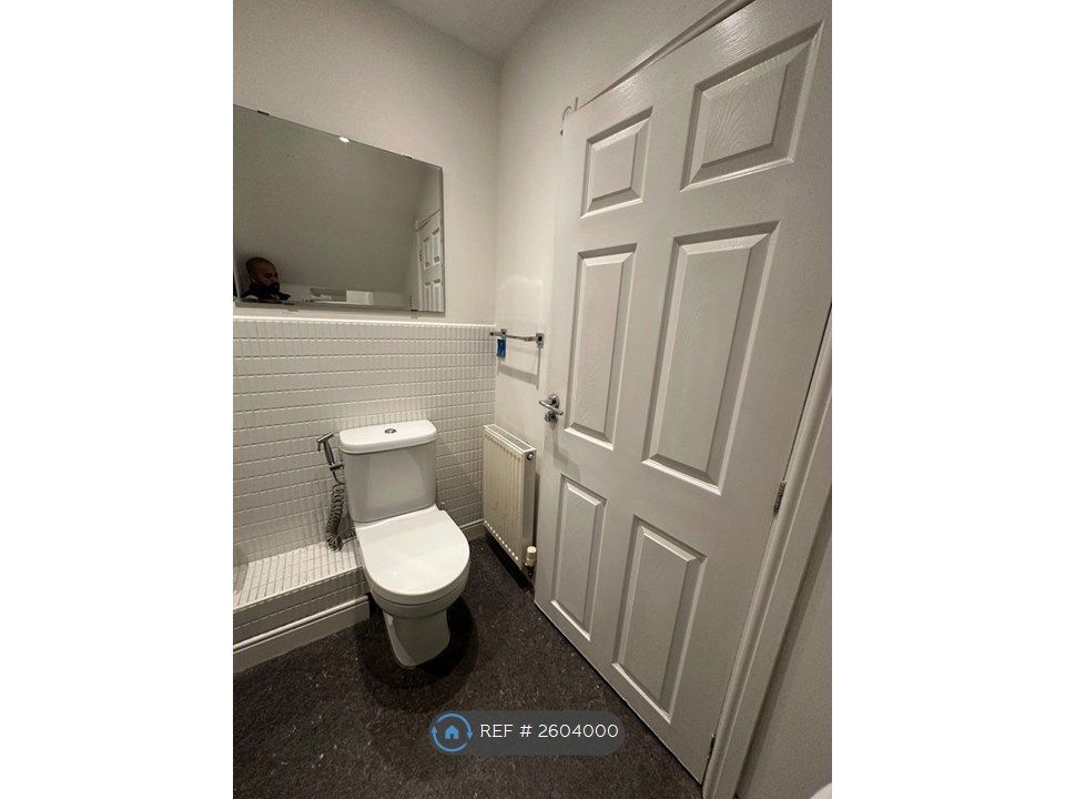 Property photo 3 of 19 2nd Room Attach Bathroom