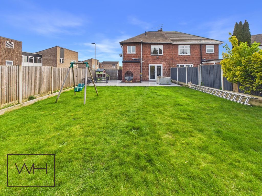 Property photo 2 of 20 Cam04980G0-Pr0129-Still019