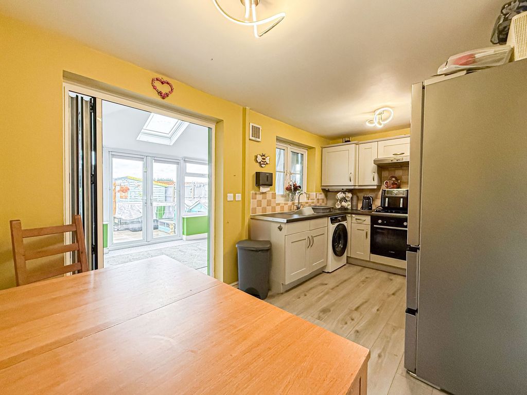 Property photo 2 of 20 Photo 13