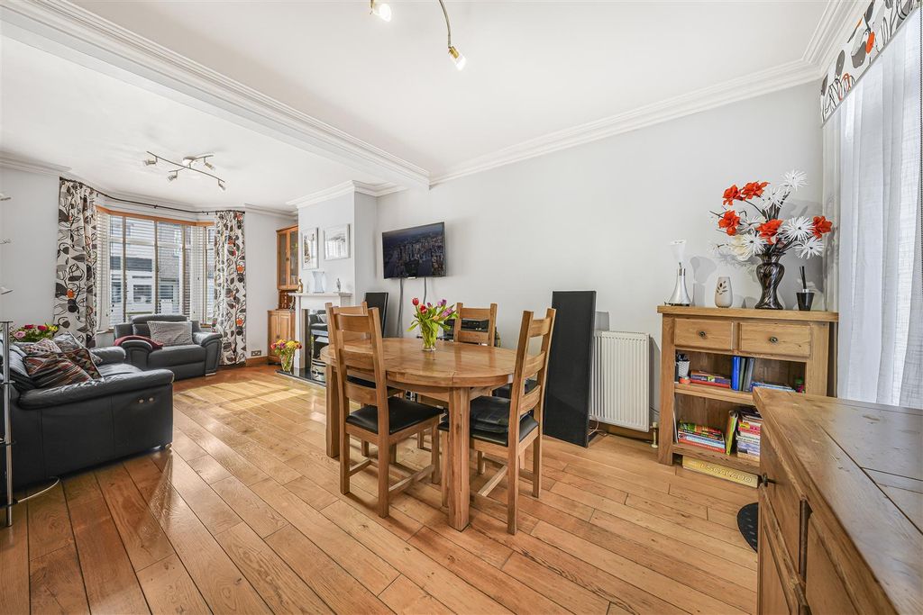 Property photo 3 of 28 Dsc00203.Jpg