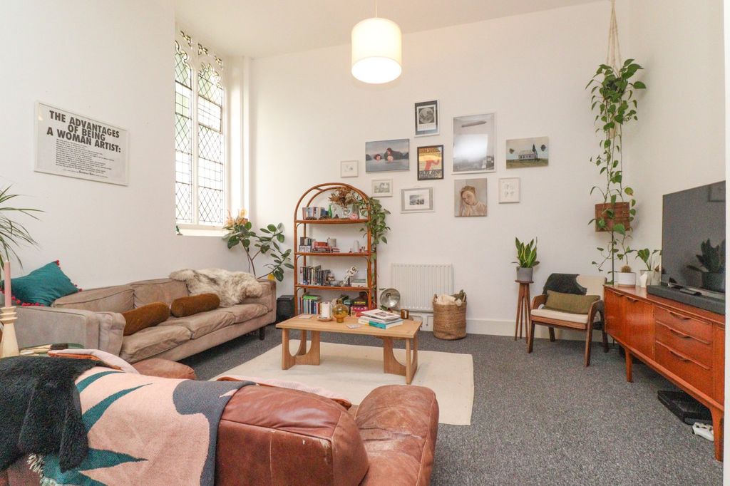 Property photo 2 of 10 Picture 2