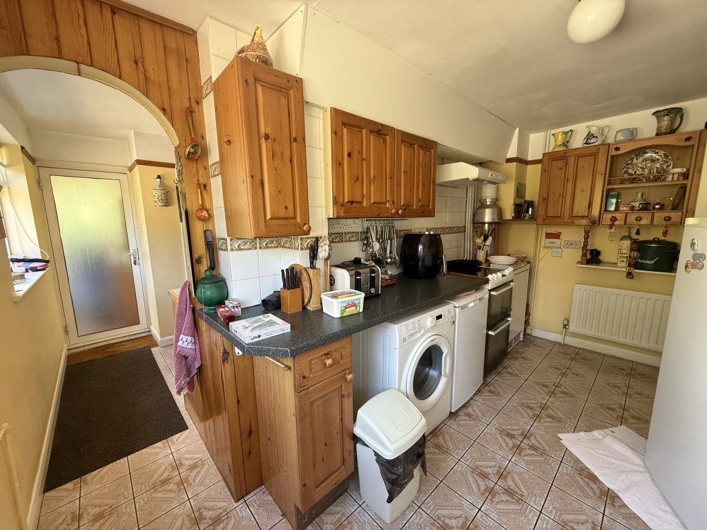 Property photo 2 of 21