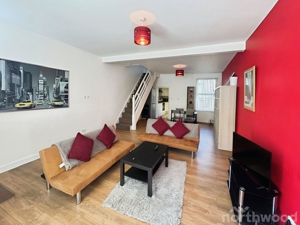 Property photo 2 of 9