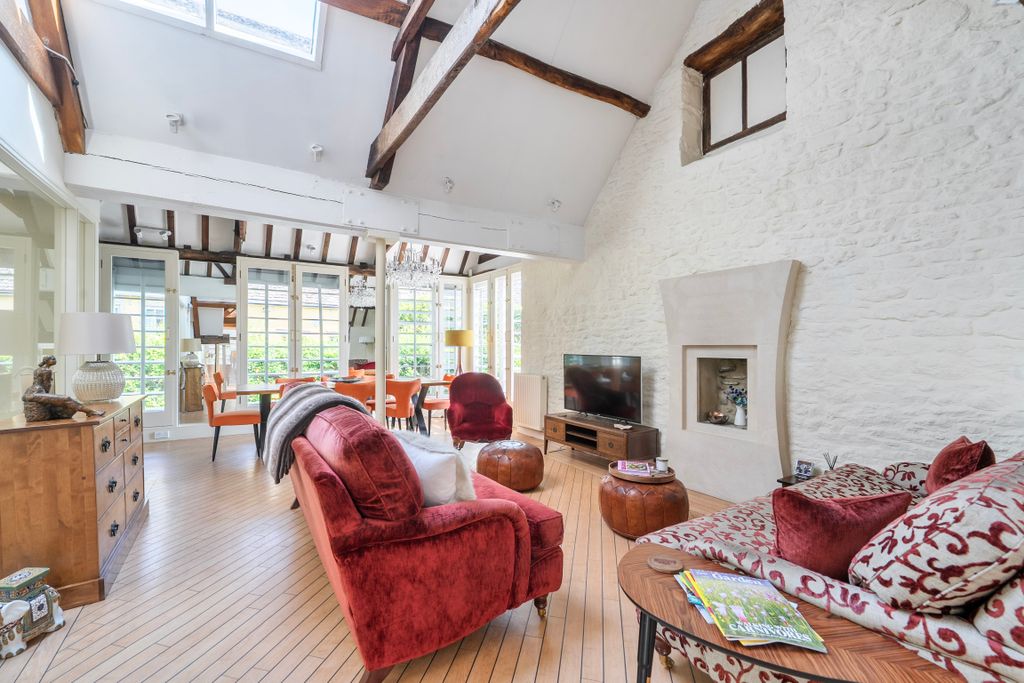 Property photo 3 of 20 1482457156A3Baecde9B31