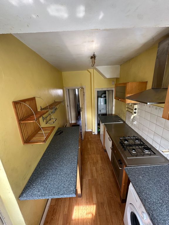 Property photo 3 of 20