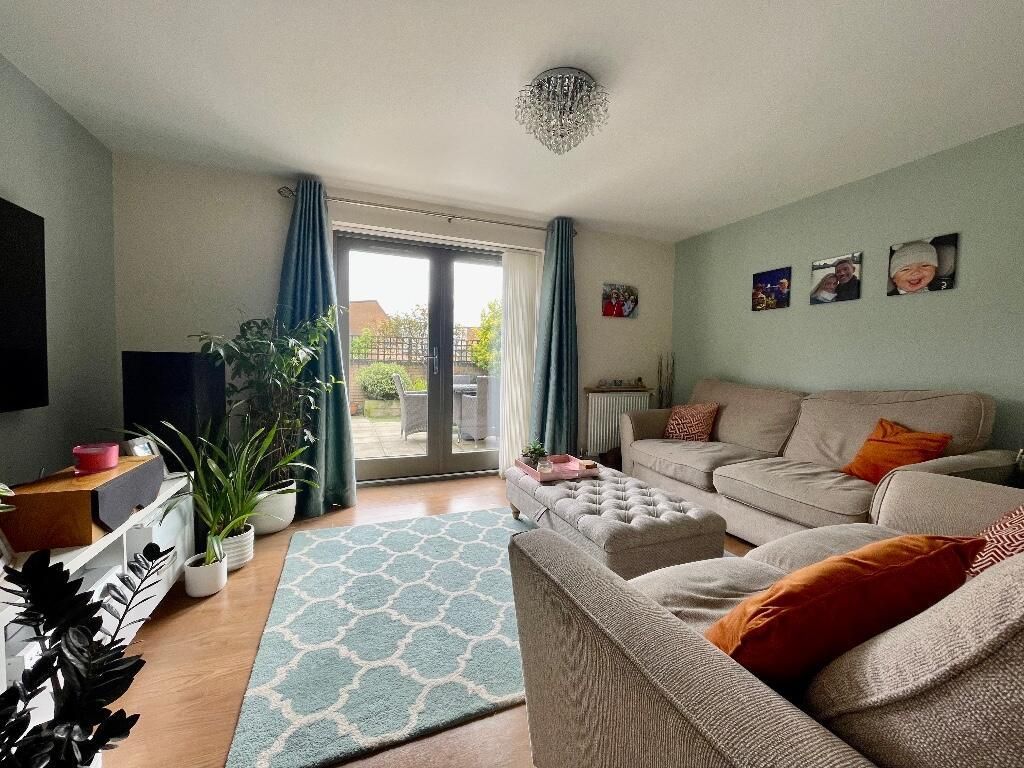 Property photo 2 of 11 151229_349_Img_01_0000.Jpeg