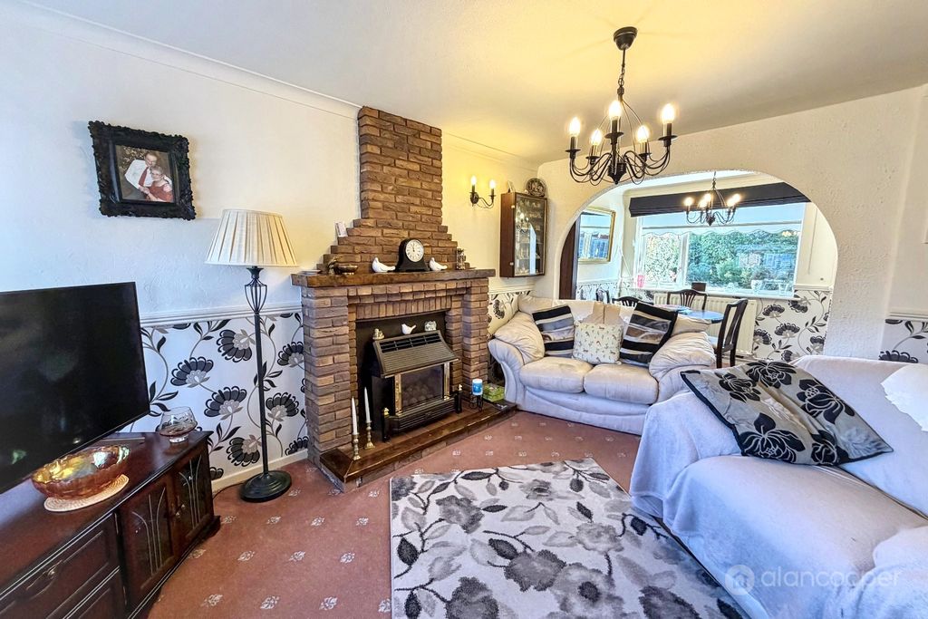Property photo 3 of 11 5602354