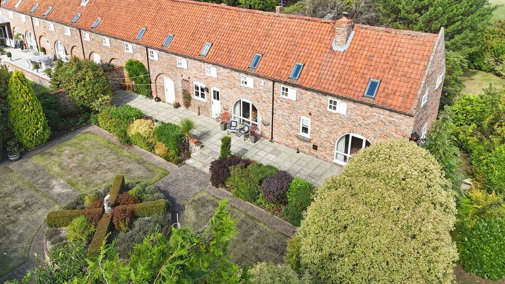 Property photo 1 of 26 4466081