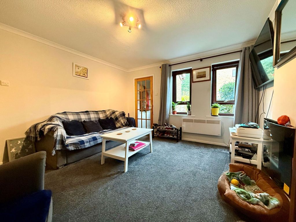 Property photo 3 of 13