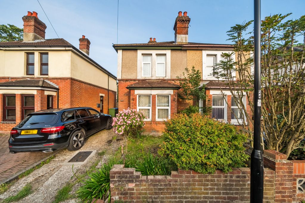 Property photo 1 of 19 Picture No. 32