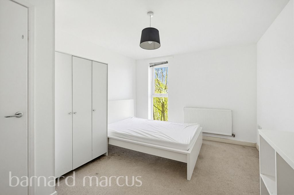 Property photo 3 of 8 Image