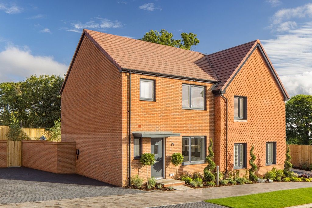 Property photo 1 of 10 The Glades At Mindenhurst, Deepcut