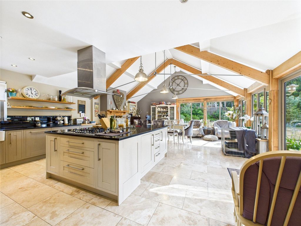 Property photo 3 of 20 Picture No. 19