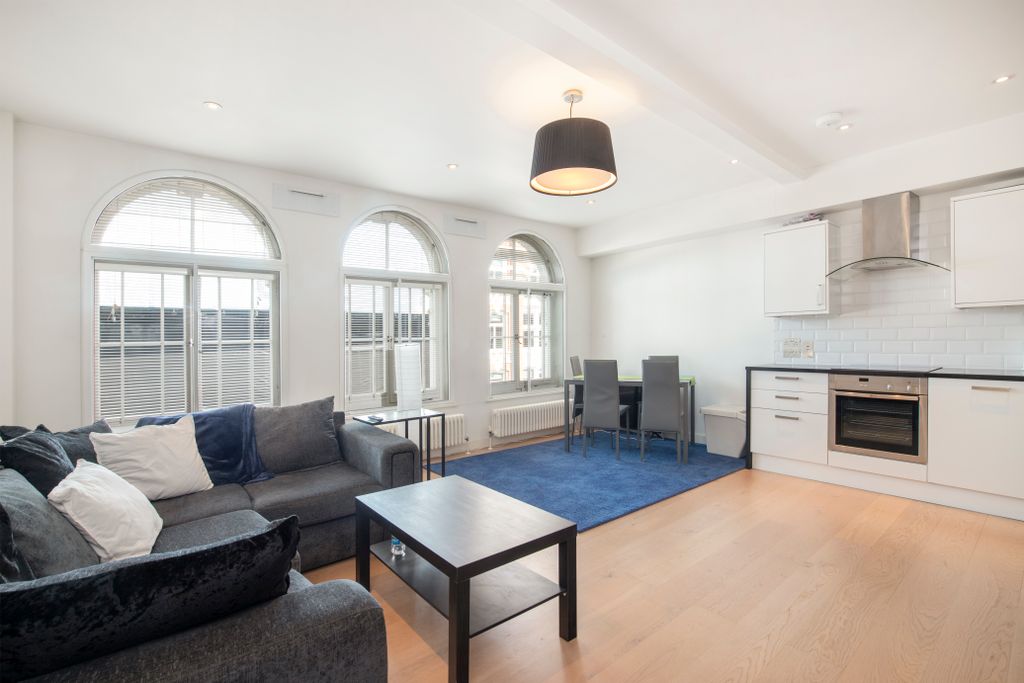 Property photo 2 of 8