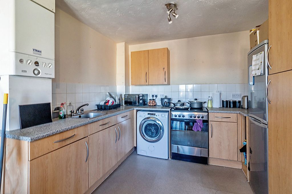 Property photo 2 of 15