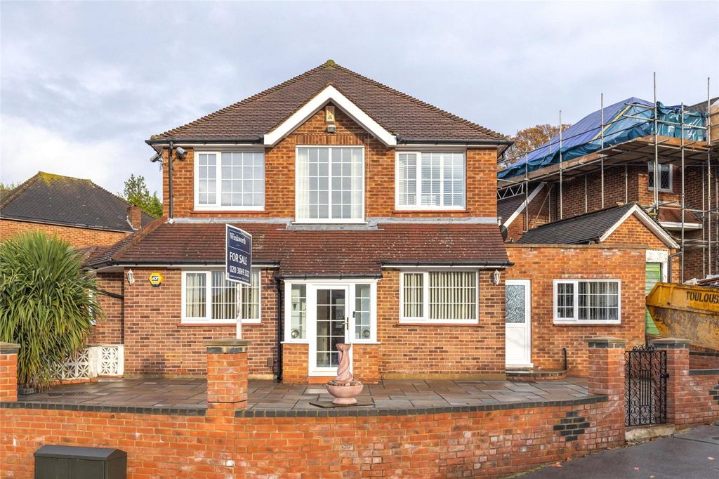 Property photo 2 of 23 Picture No. 09