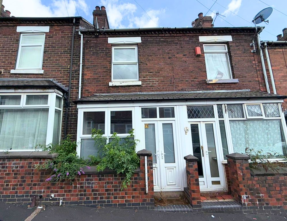Property photo 1 of 17
