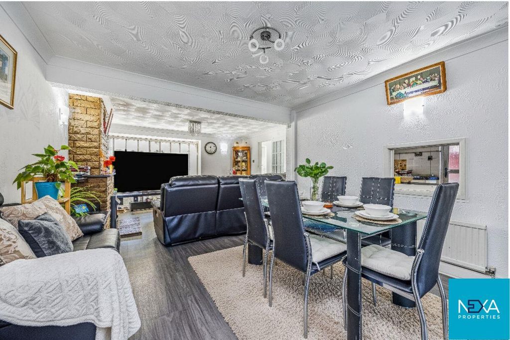 Property photo 2 of 12 Untitled Design (20).Jpg