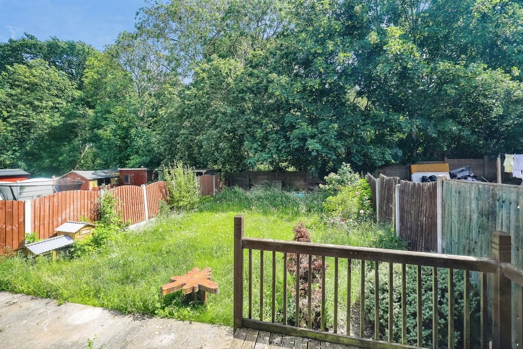 Property photo 2 of 20 Pbox-Img.Jpg
