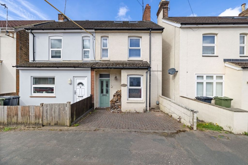 Property photo 1 of 27