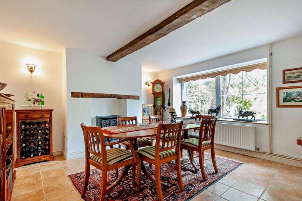 Property photo 3 of 16 Dining Room