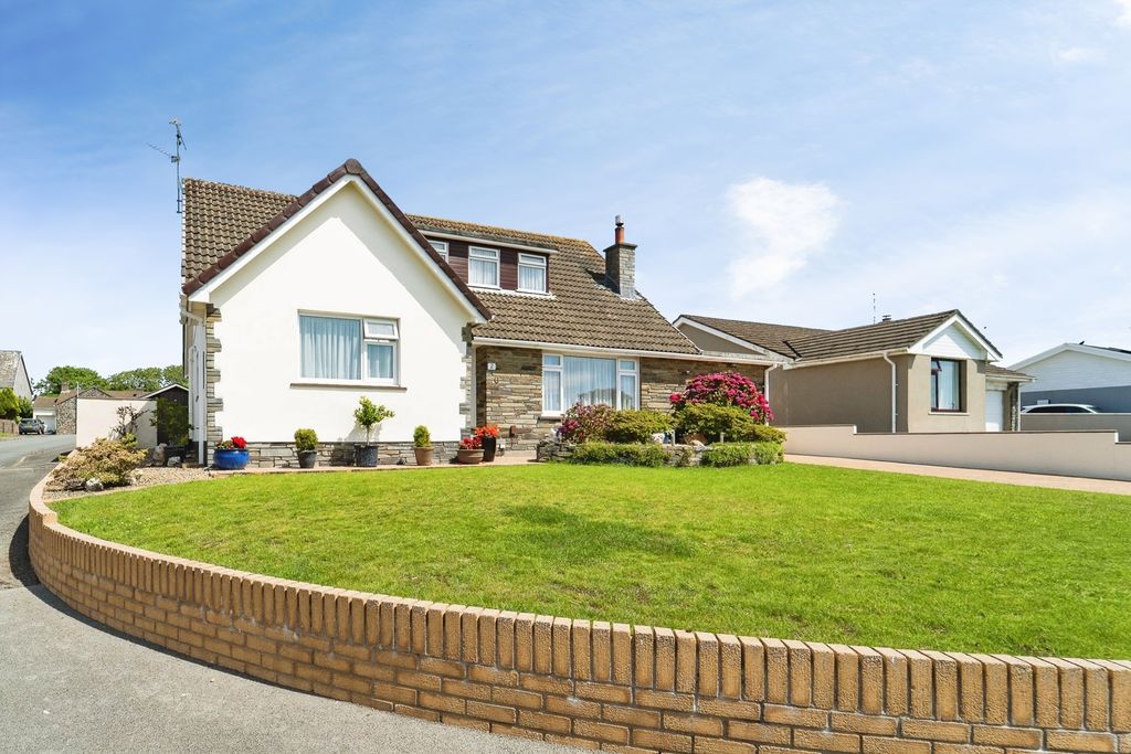 Property photo 1 of 27 Pbox-Img.Jpg