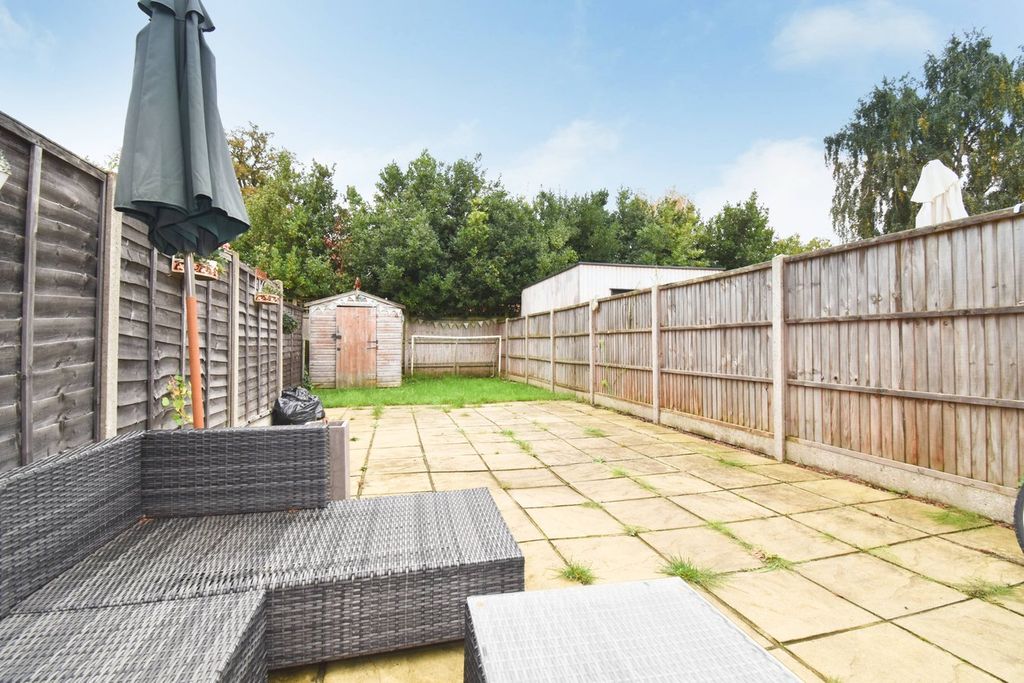 Property photo 2 of 12