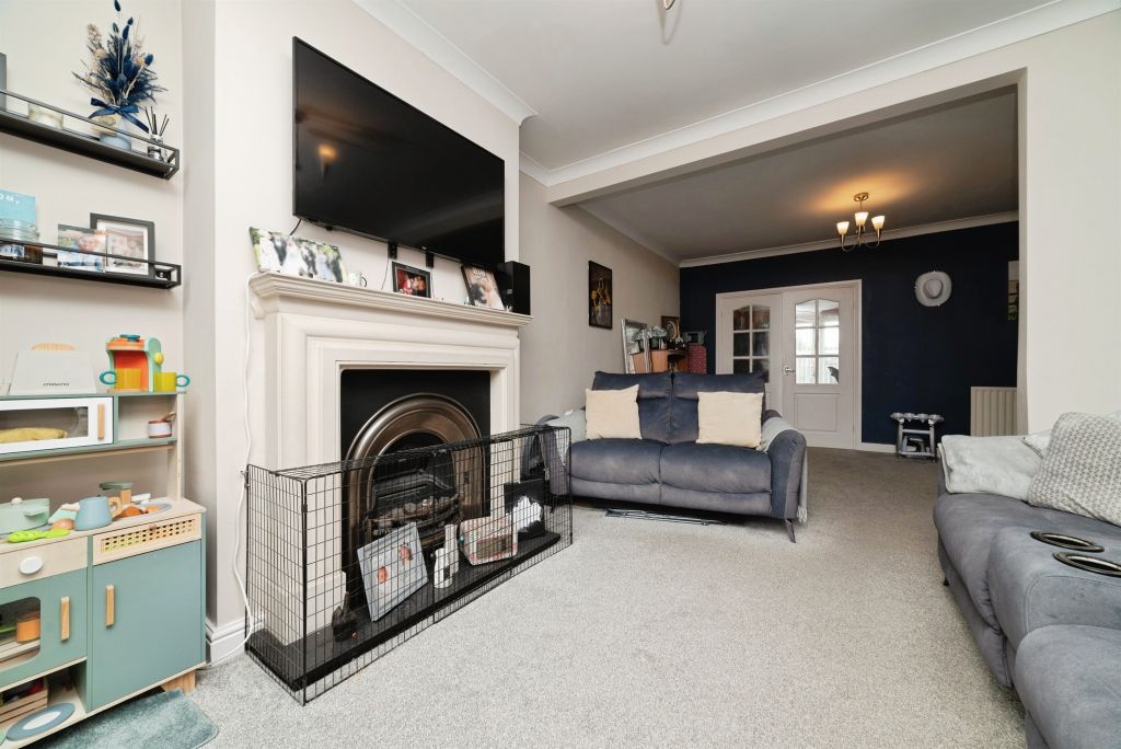 Property photo 3 of 19