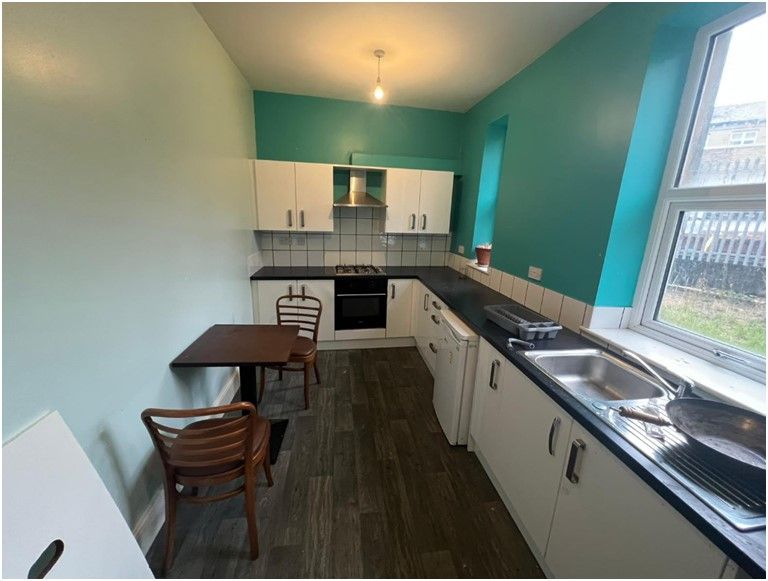 Property photo 1 of 8 Kitchen-Diner