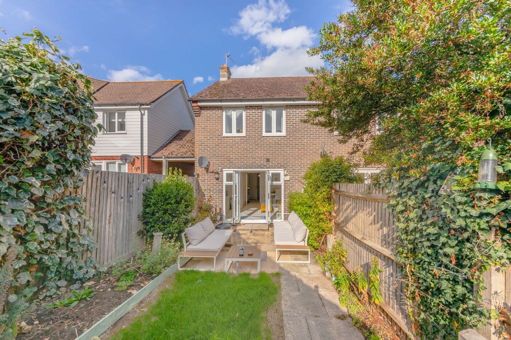 Property photo 3 of 16