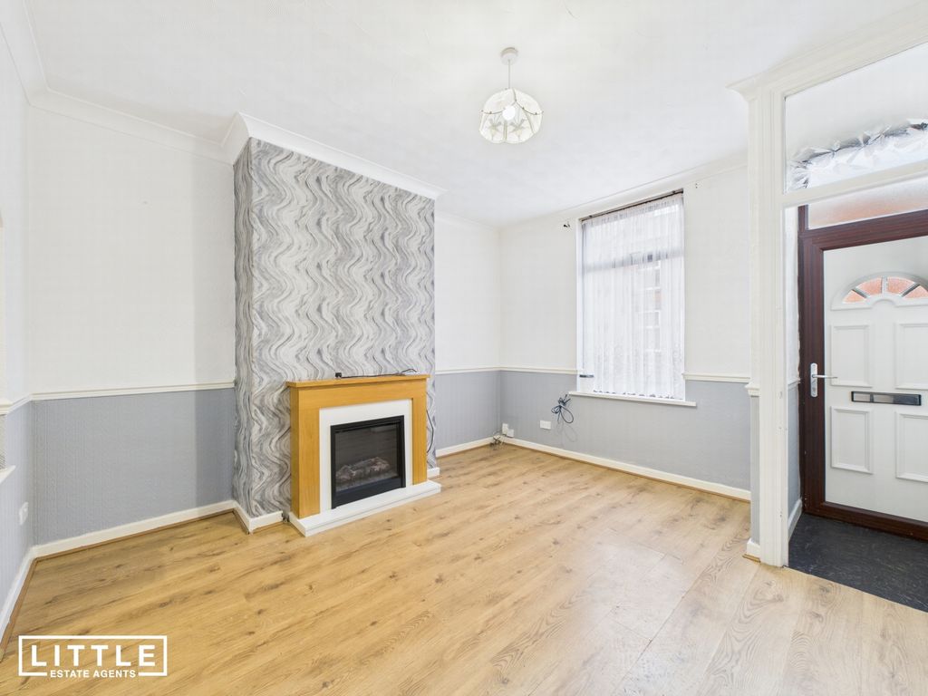 Property photo 2 of 15 Photo 9