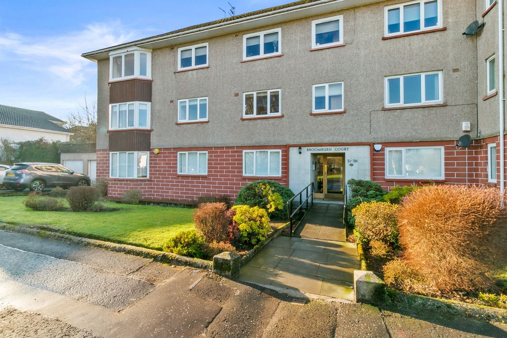 Property photo 1 of 30