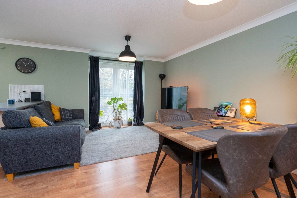 Property photo 3 of 21 4618477